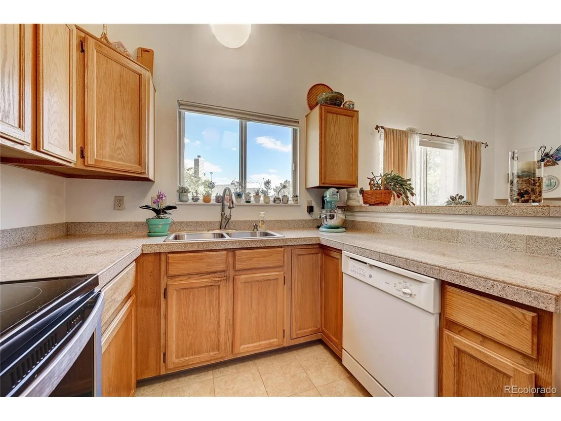 Photo of 7072 Palisade Dr