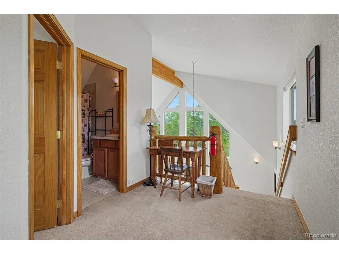 Photo of 541 Warpath Rd