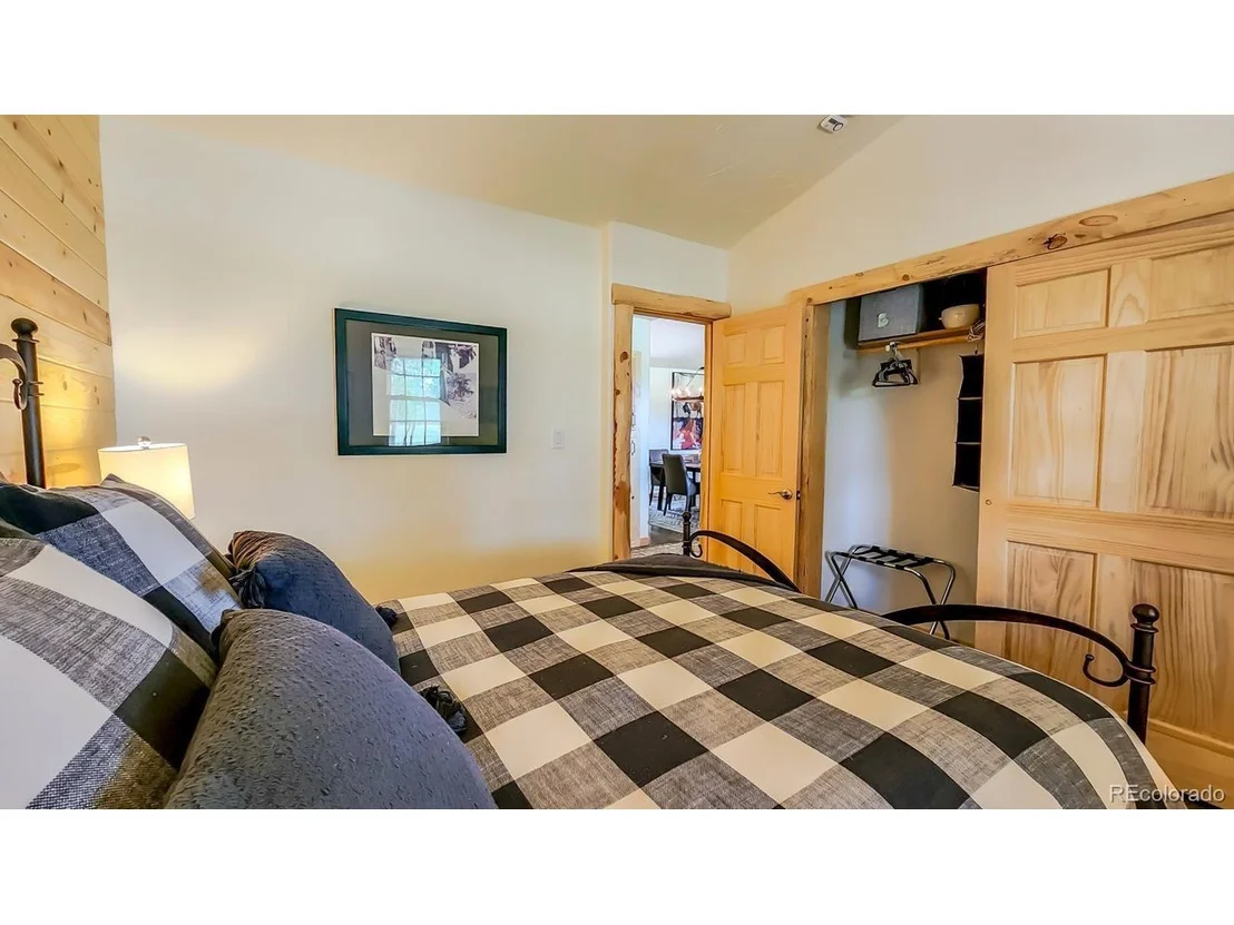 Photo of 170 Vine Rd