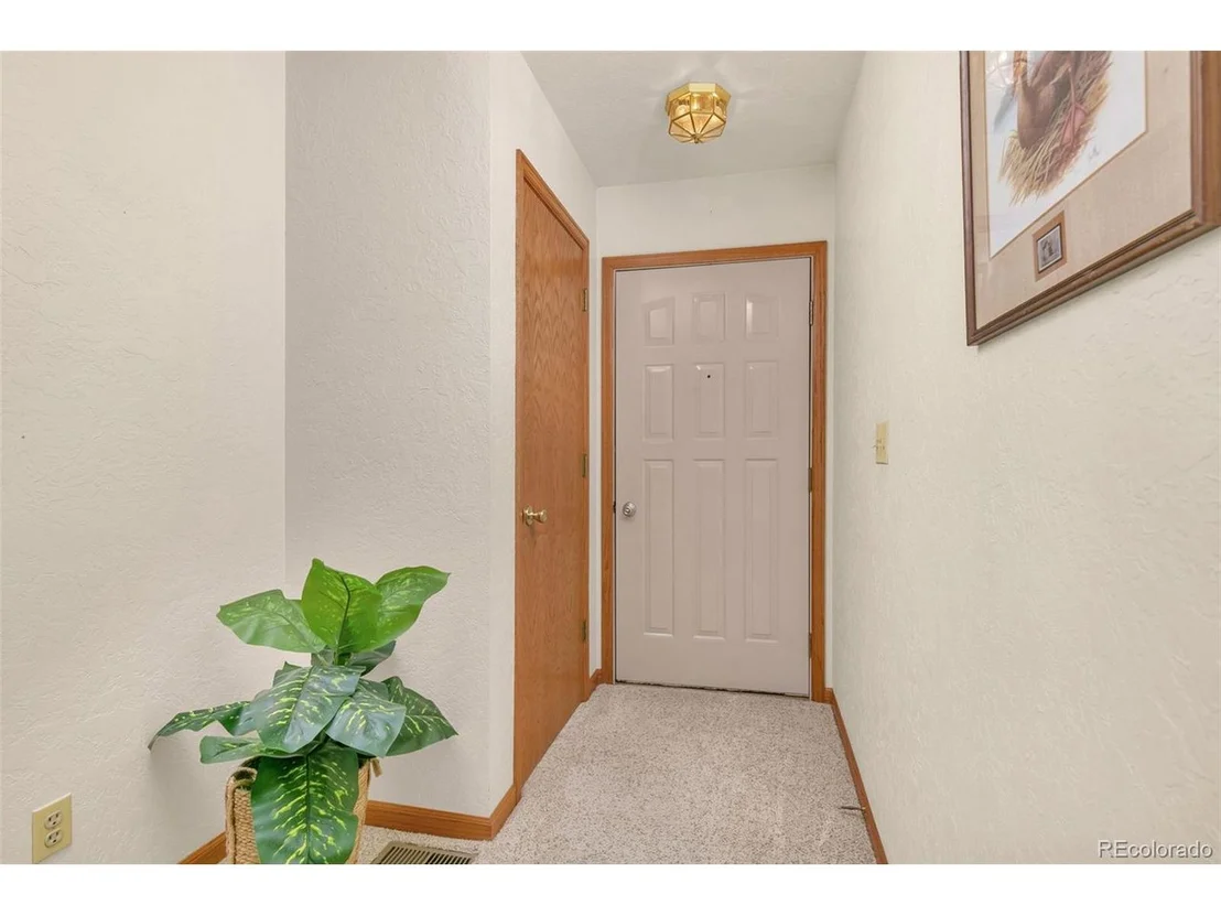 Photo of 162 48th Ave