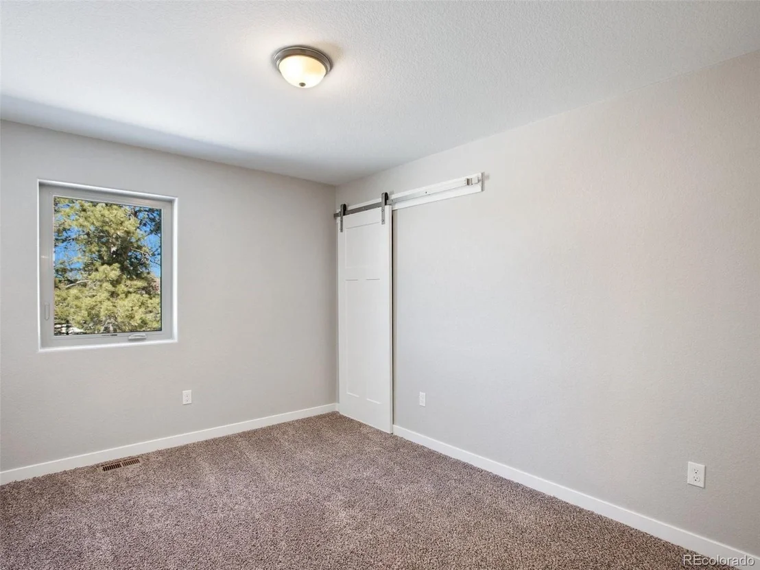 Photo of 96 Cameron Cir
