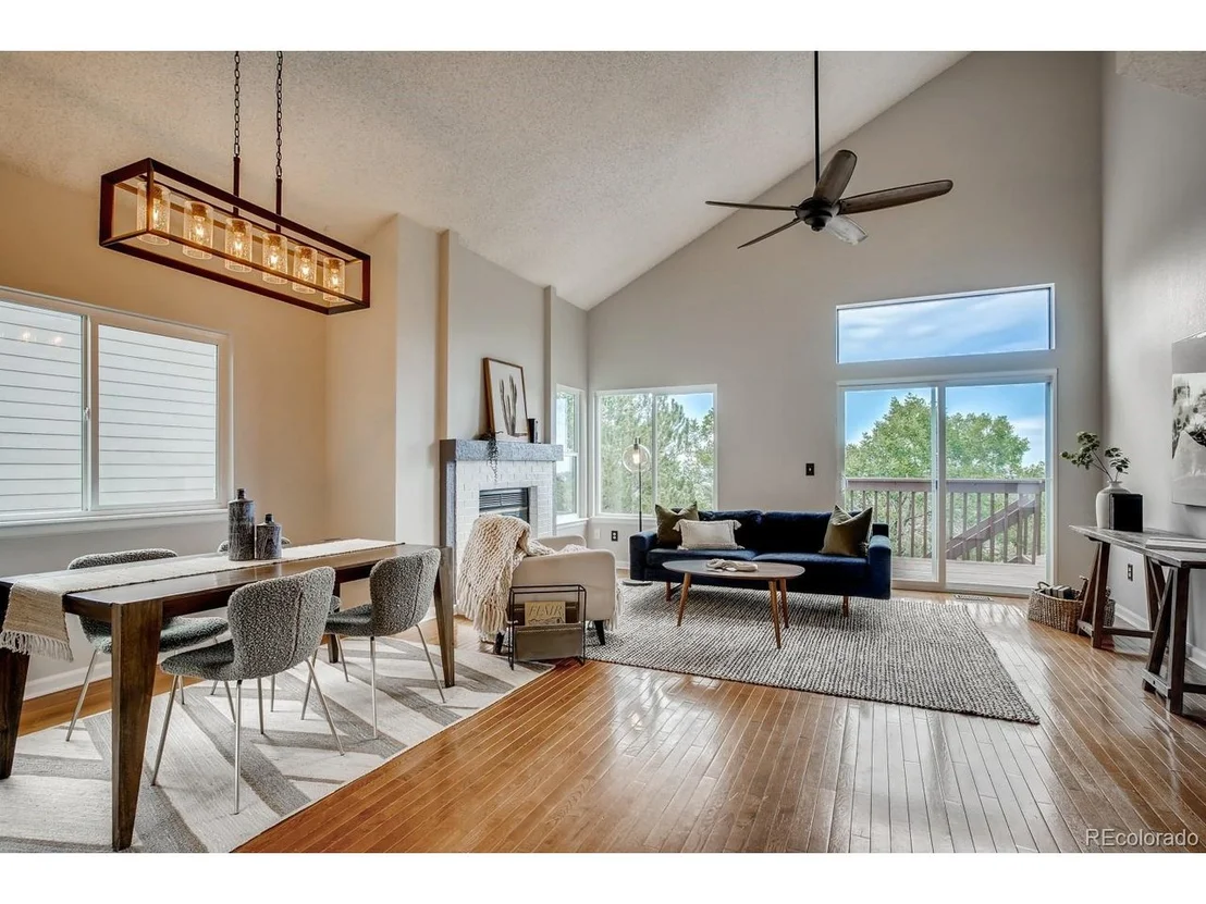 Photo of 11623 Laurel Ln