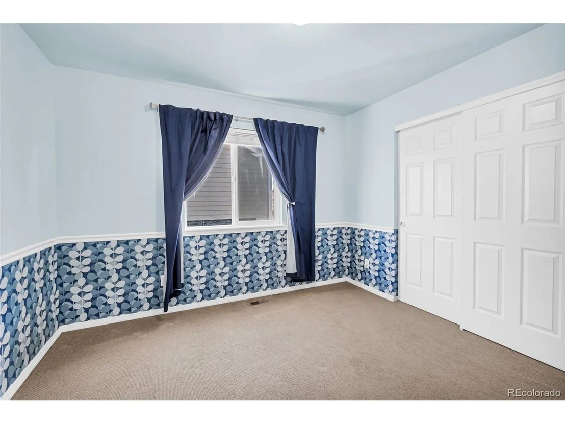 Photo of 320 Short Dr