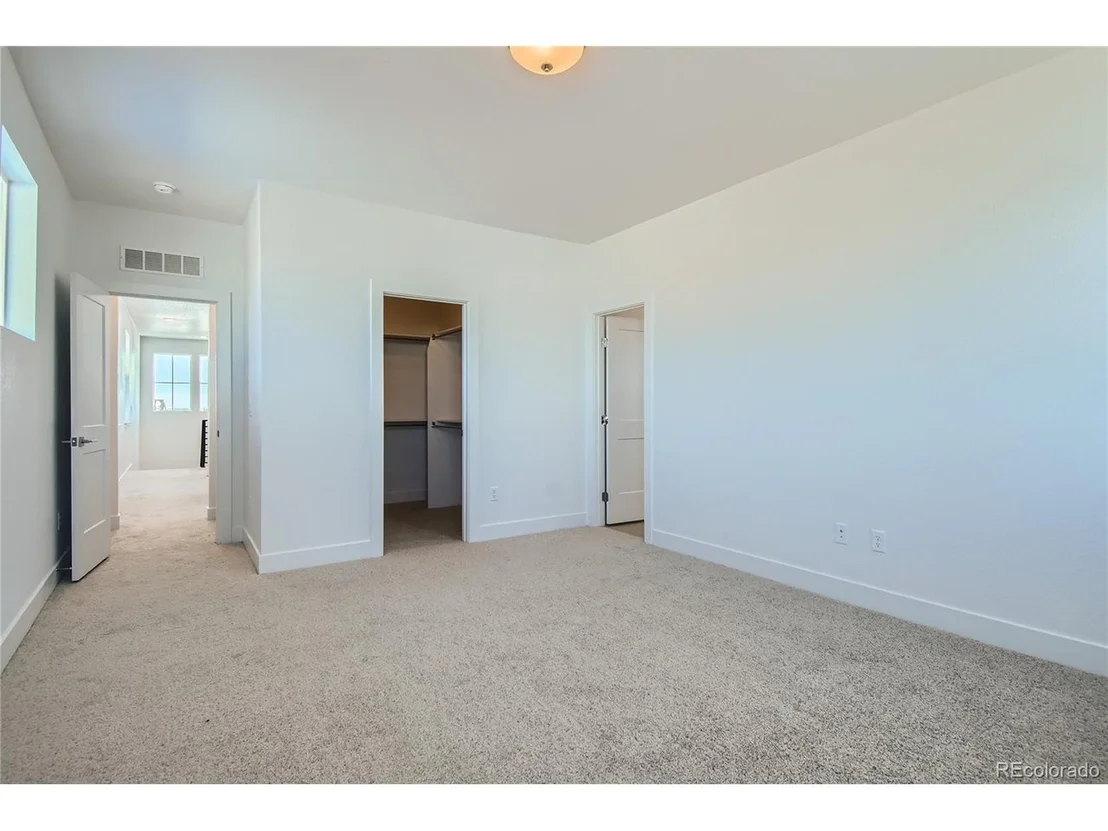 Photo of 10333 Milwaukee Circle