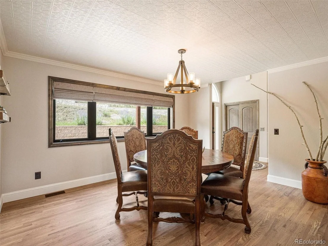 Photo of 137 Nuthatch Rd