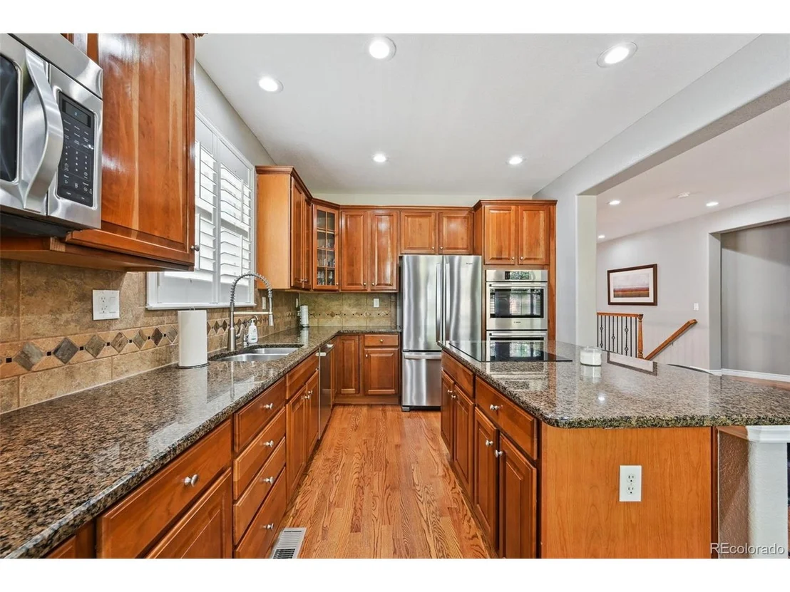 Photo of 10987 Bluegate Way