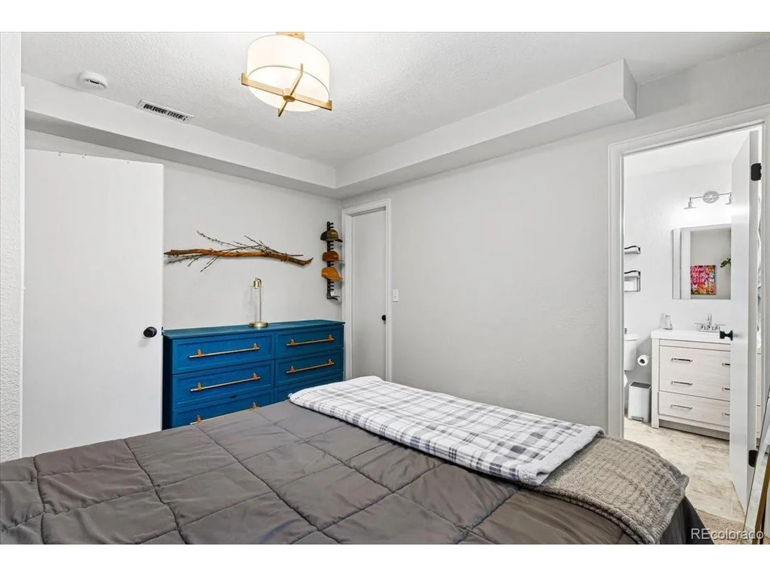 Photo of 1645 Wabash St