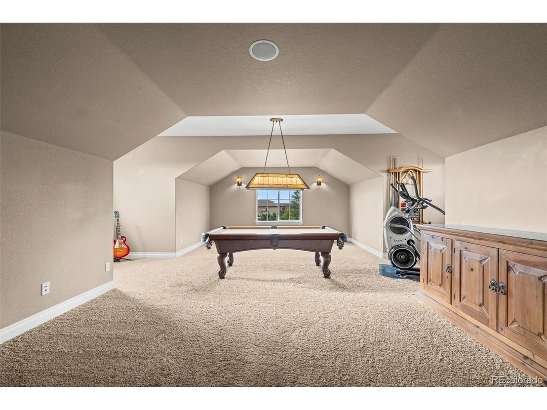 Photo of 5565 Southwind Cir