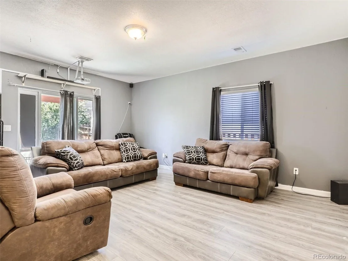 Photo of 607 Cable St