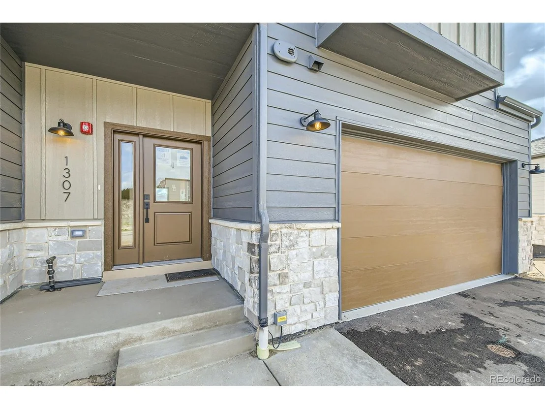 Photo of 1307 James Road
