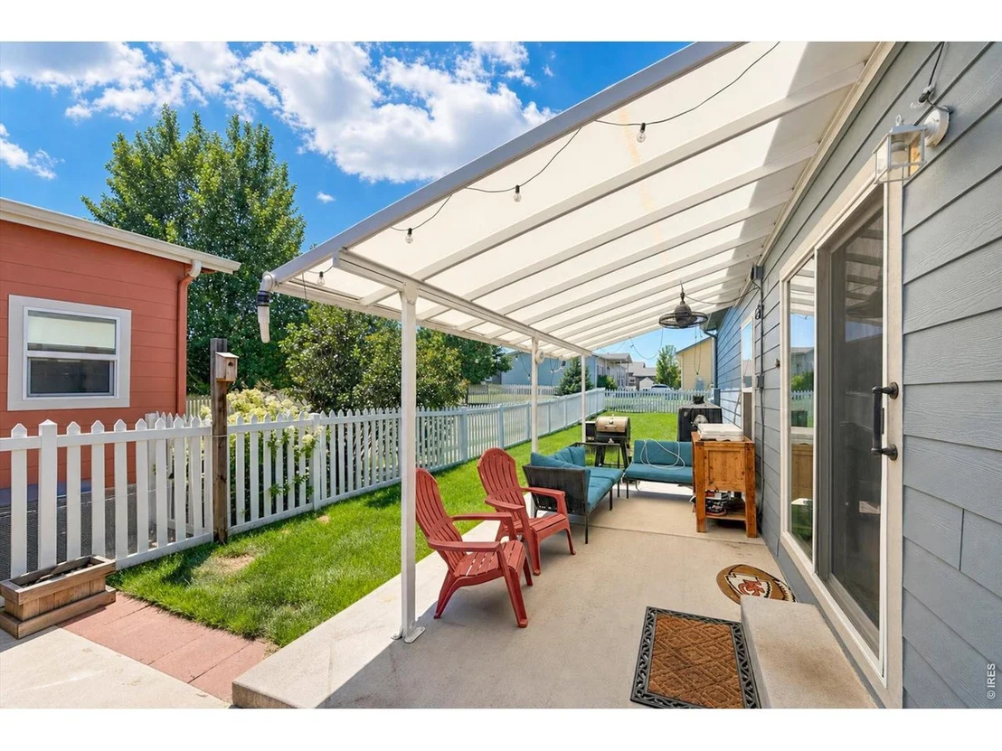 Photo of 7920 Mountain View Dr