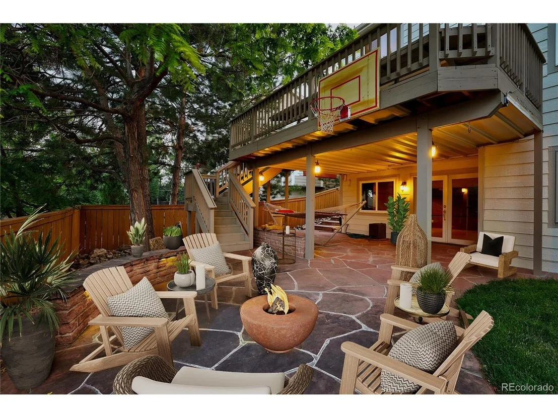 Photo of 8844 Forrest Dr