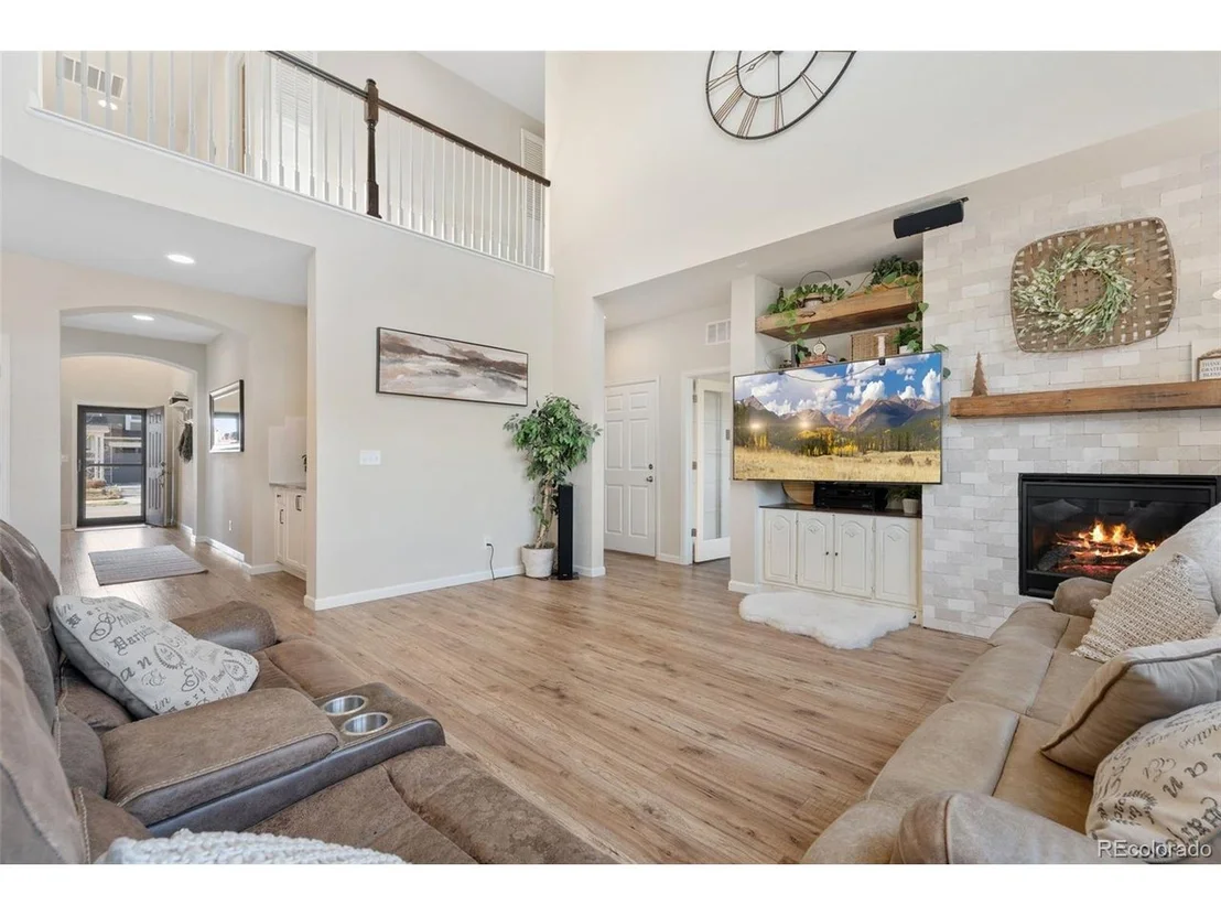 Photo of 6808 Rainier Rd