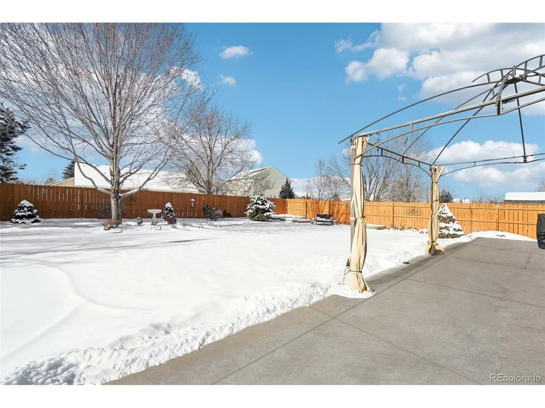 Photo of 556 Barnwood Dr