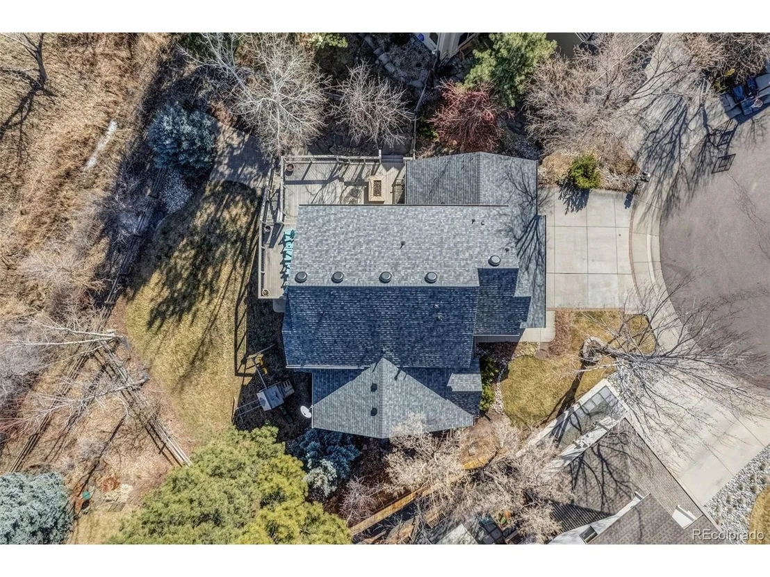 Photo of 935 Meadow Run