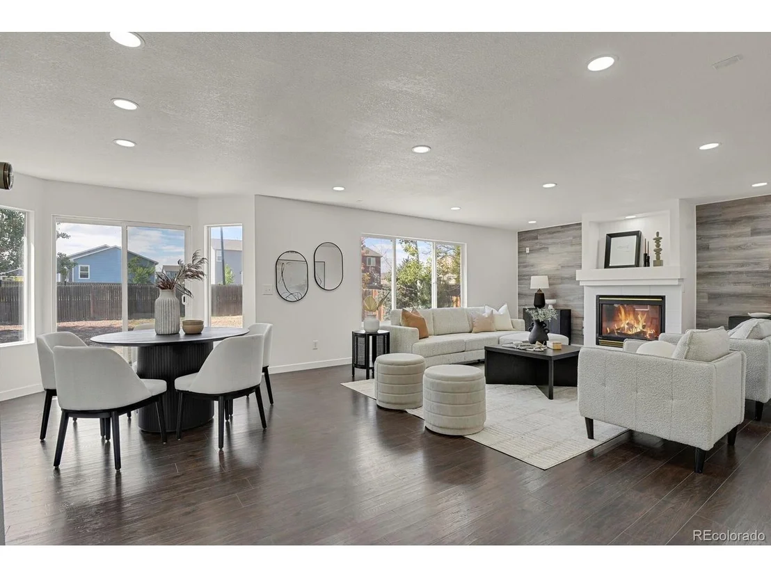Photo of 7227 Prairie Cir