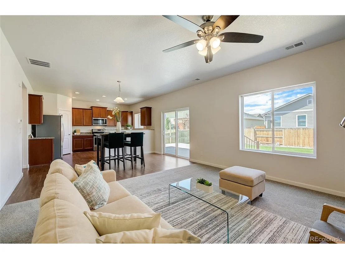 Photo of 9565 Dexter Ln