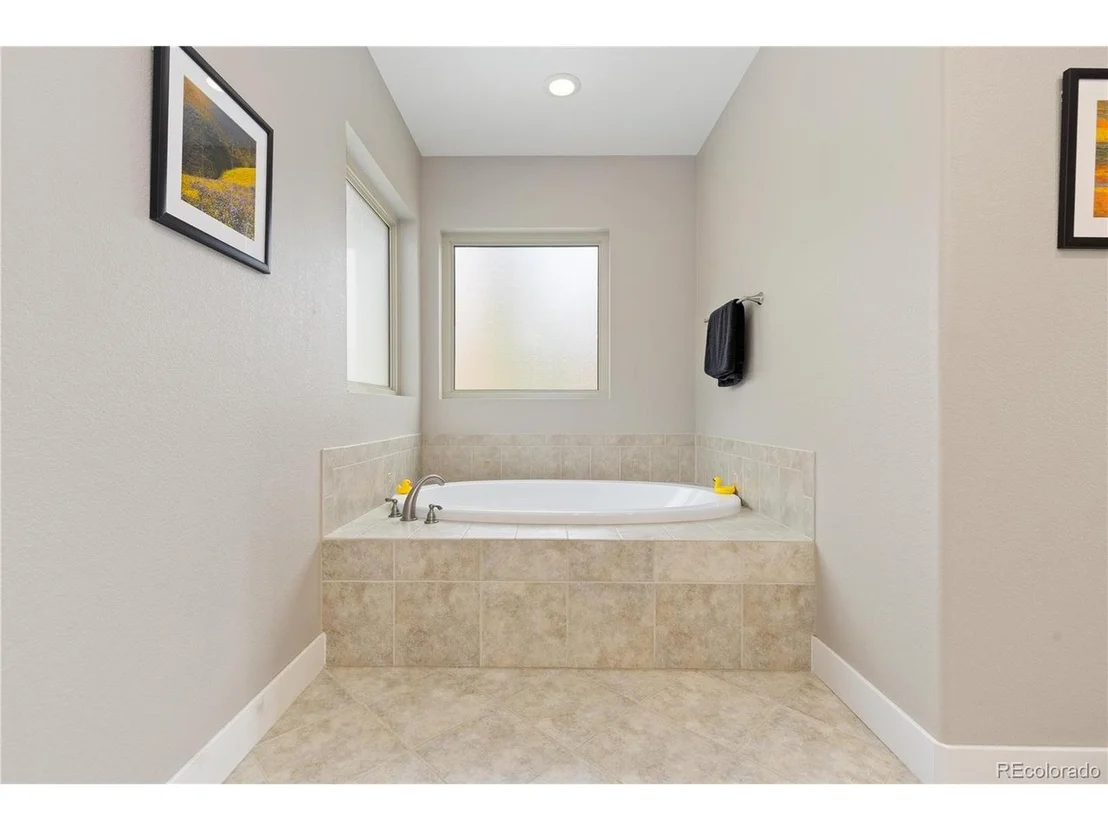 Photo of 1395 Gore Cir