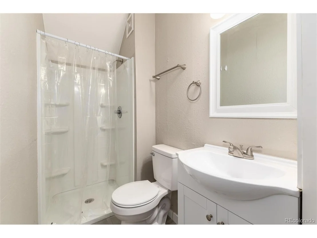 Photo of 550 Castello Ave