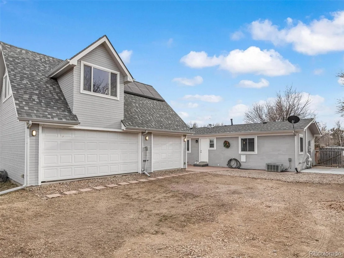 Photo of 755 Bedivere Cir