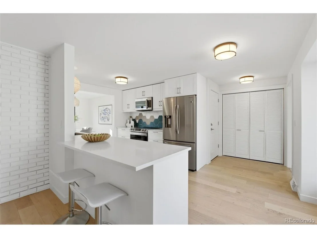 Photo of 46 Princeton Cir