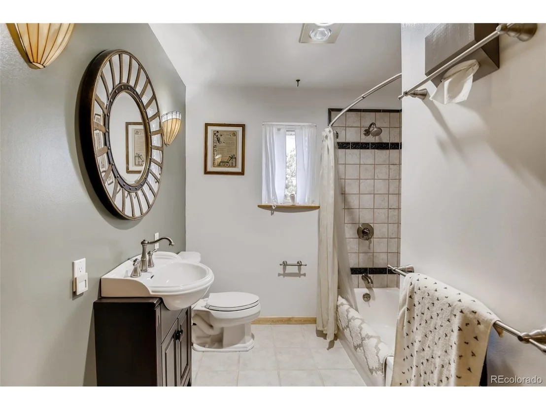 Photo of 115 Spruce Rd