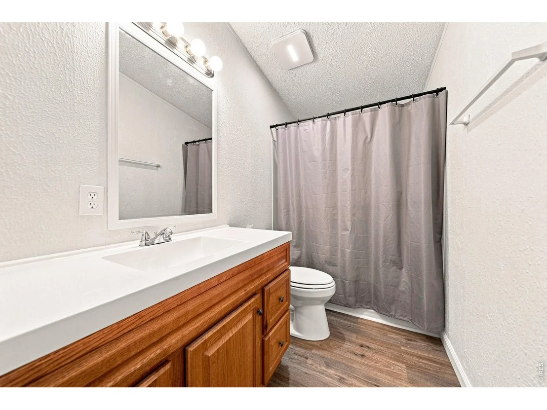 Photo of 332 Circle Dr