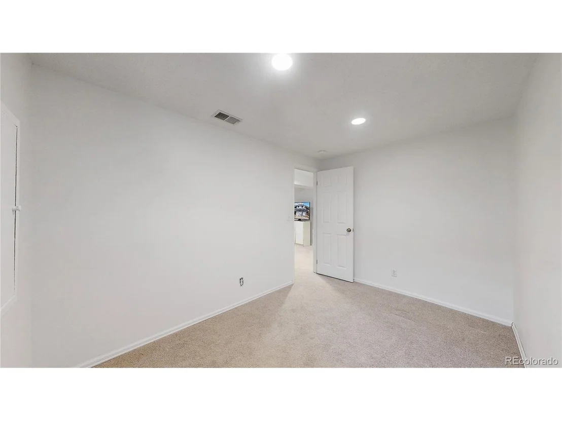 Photo of 596 Fox Hunt Cir