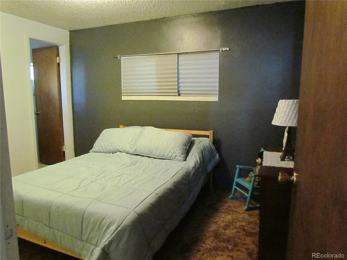 Photo of 105 Cherry Cir