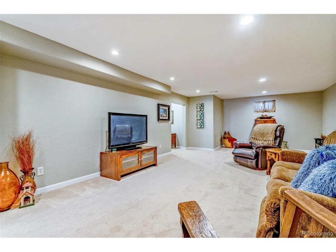 Photo of 8355 Lightening View Dr