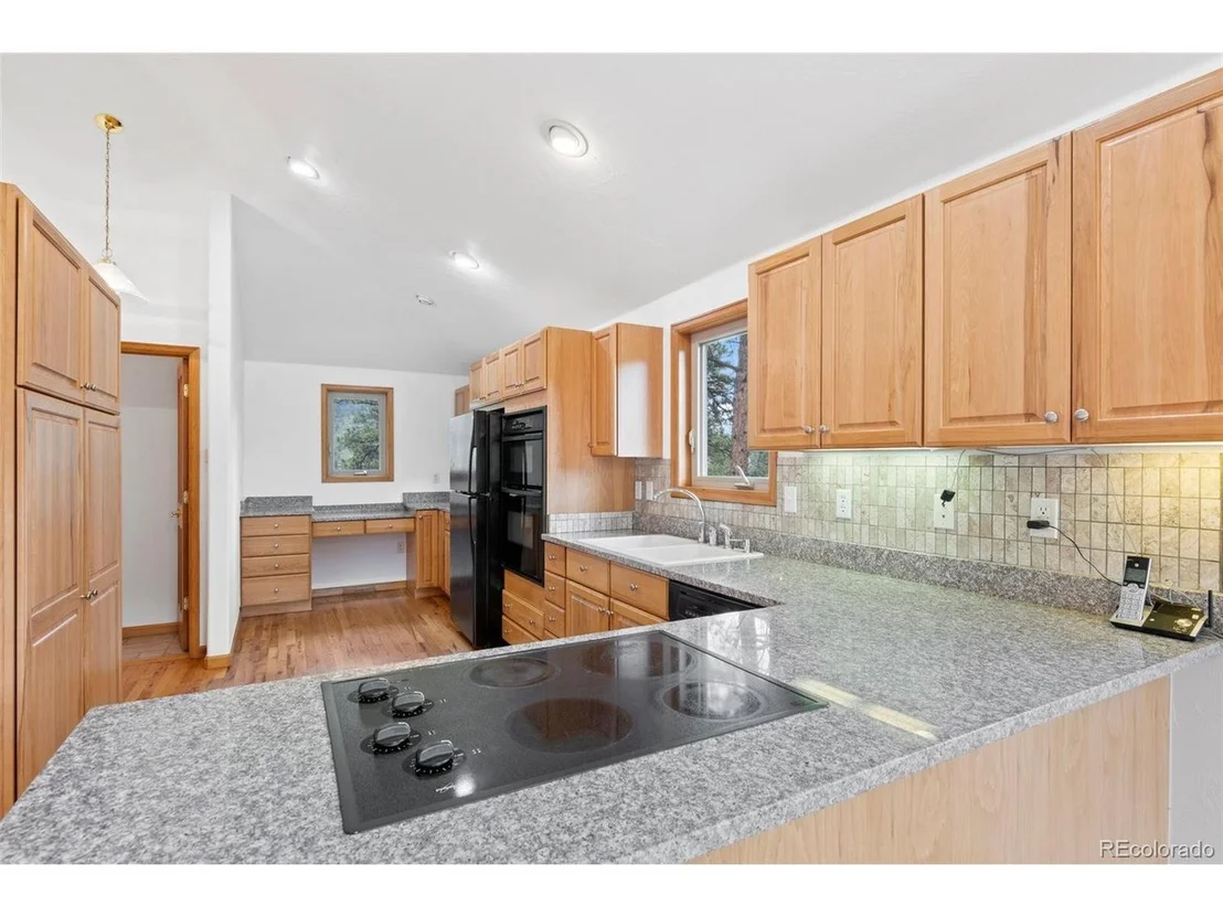 Photo of 1661 Old Stagecoach Rd