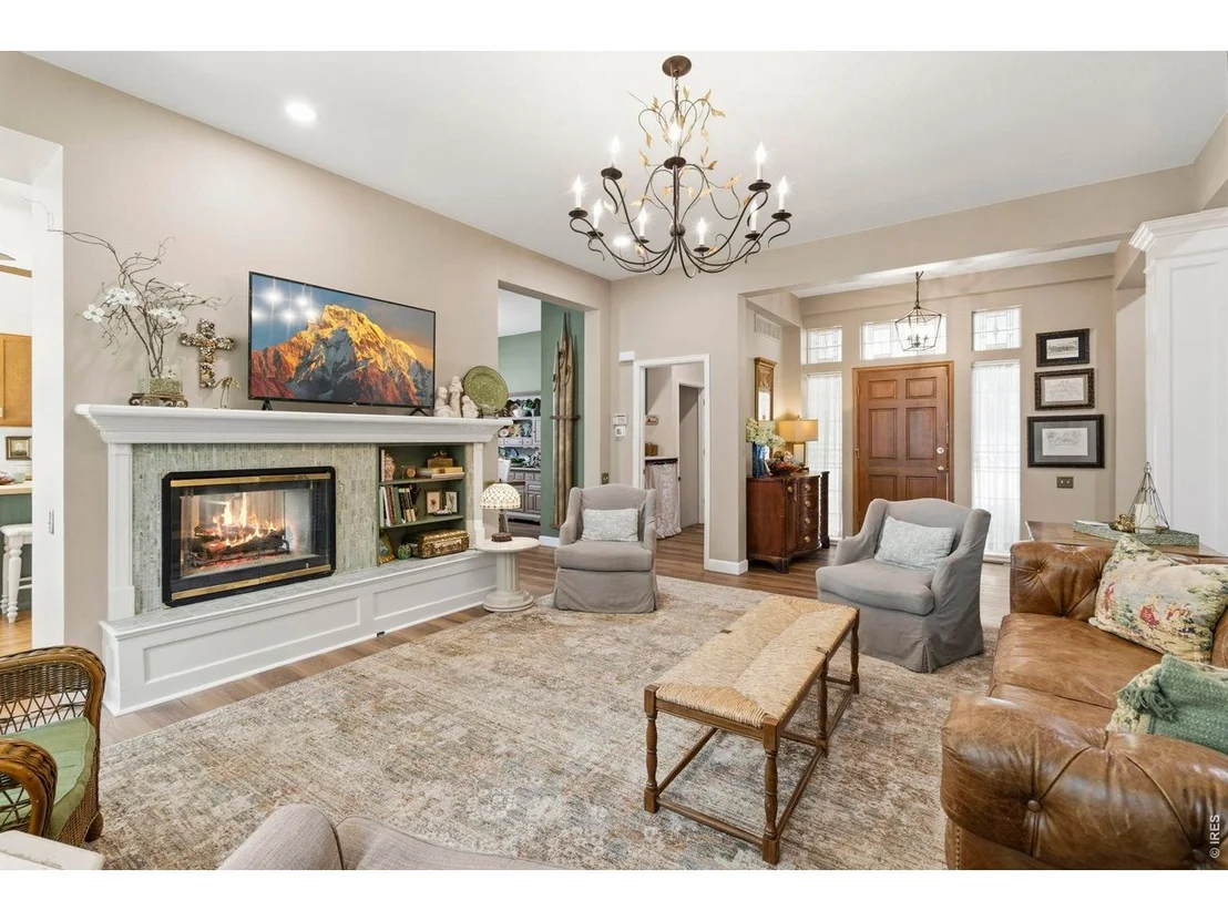 Photo of 9837 Grove Cir