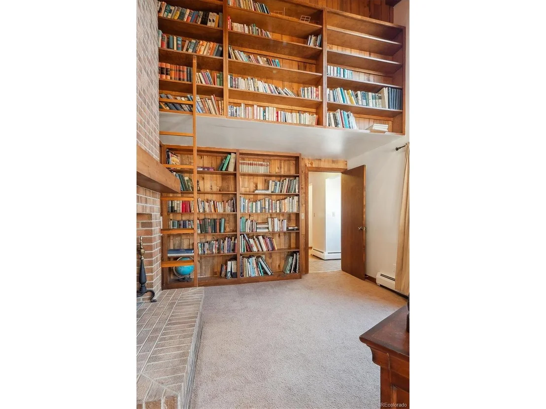 Photo of 8 Morningside Dr