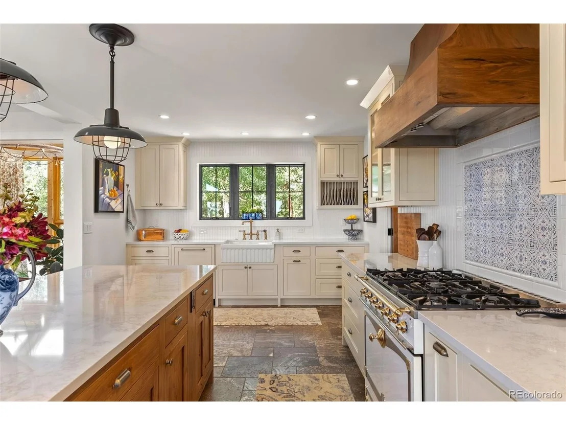 Photo of 192 Nova Dr