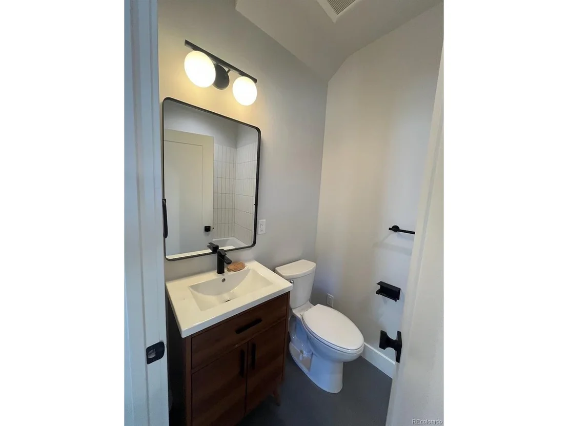 Photo of 334 Two Rivers Rd