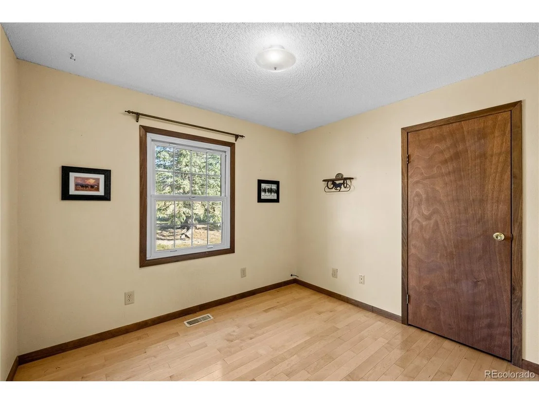 Photo of 6345 Arrowhead Trl
