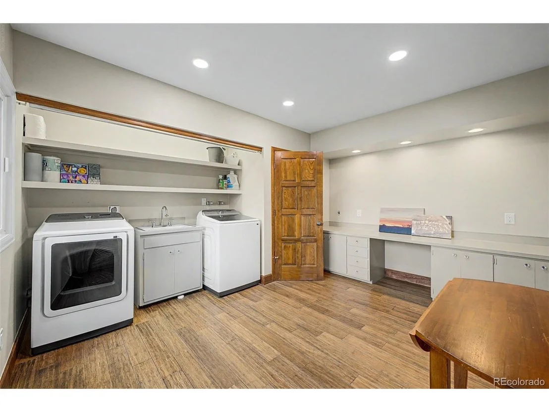 Photo of 7543 Gartner Rd