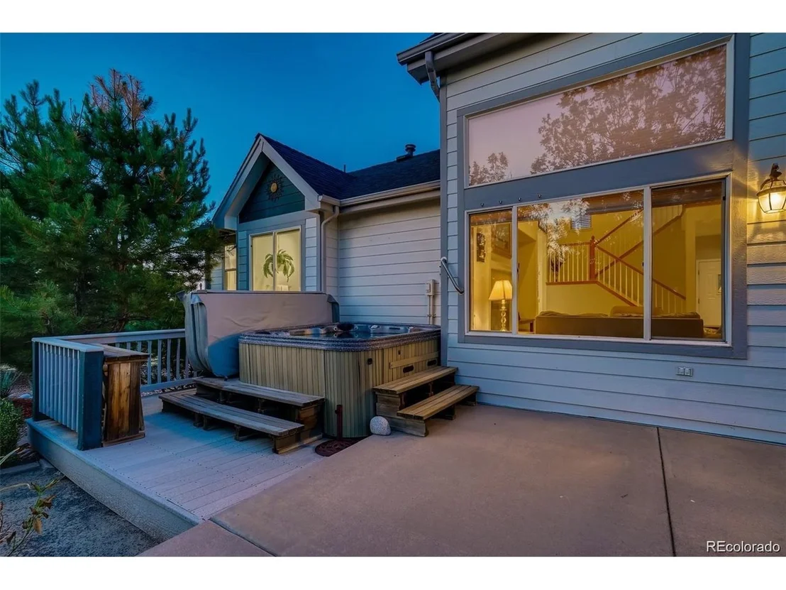 Photo of 935 Green Gables Cir Ct