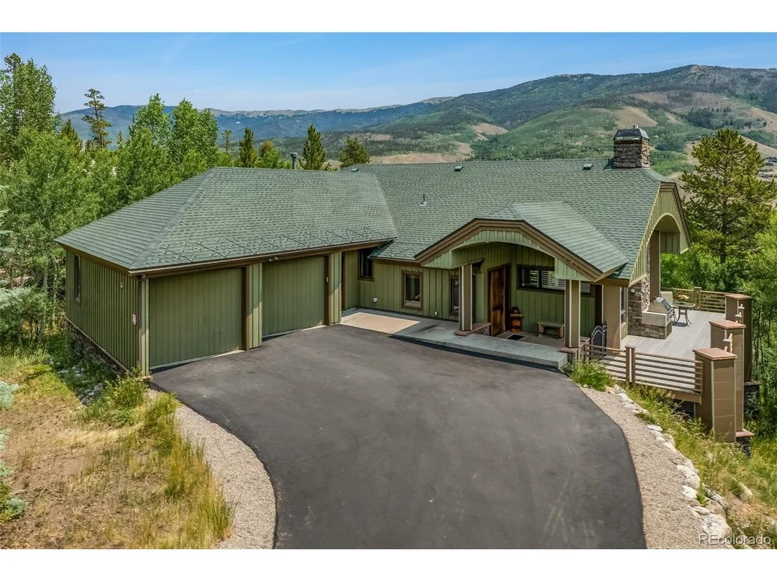 Photo of 1744 Falcon Dr