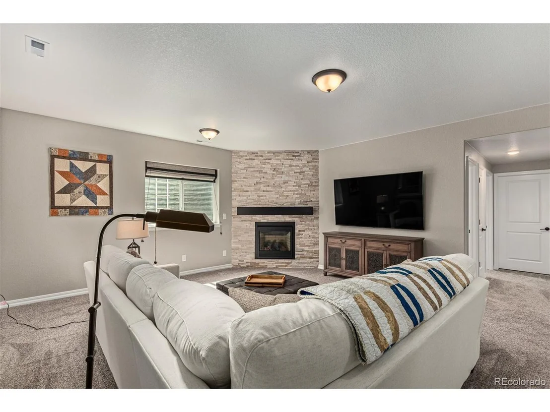 Photo of 16373 Mountain Glory Dr