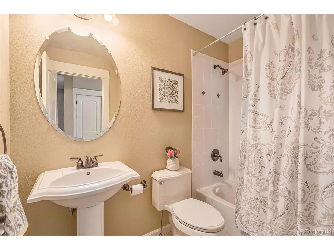Photo of 1463 Moonlight Dr