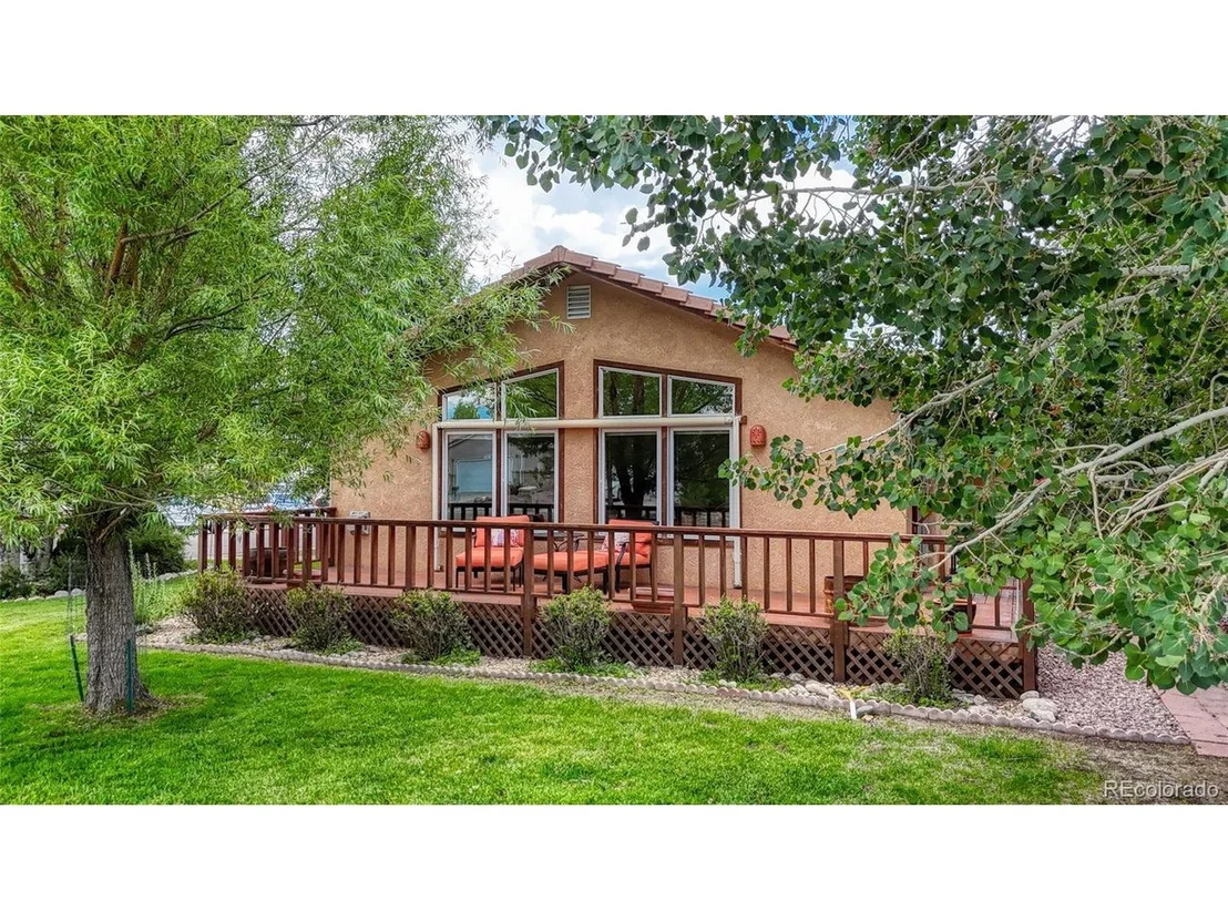 Photo of 1 Silver Spruce Dr