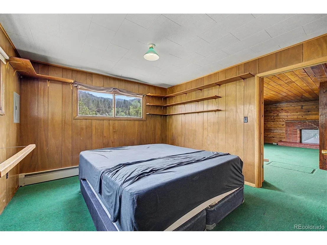 Photo of 176 Artesian Dr