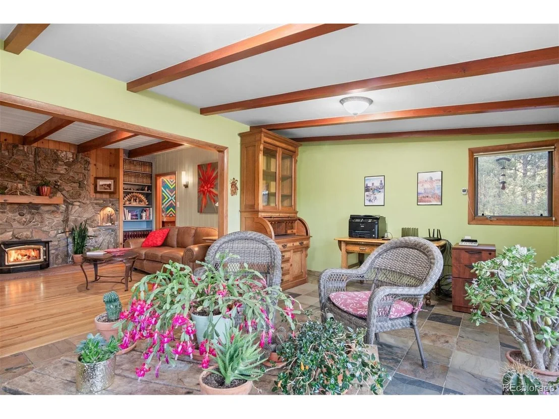 Photo of 608 Patty Dr