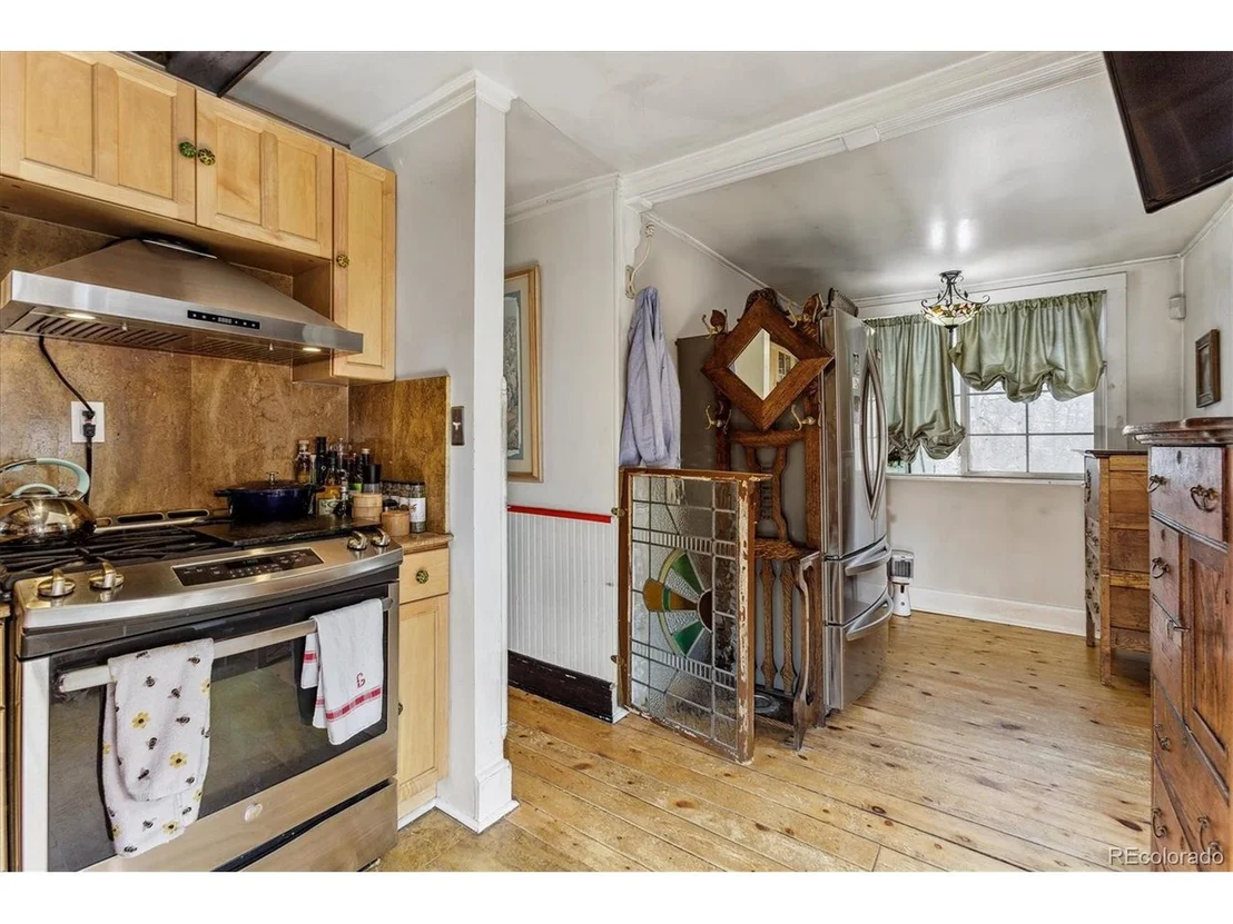 Photo of 340 Spring St