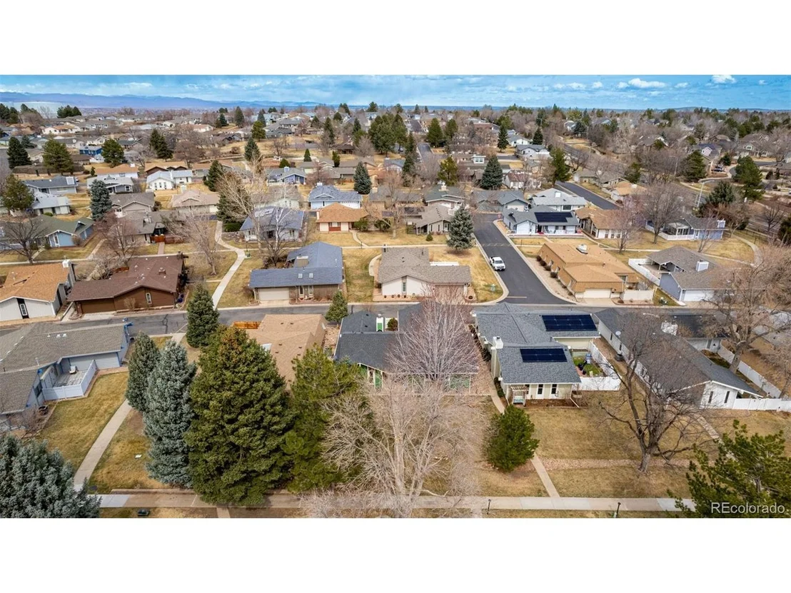 Photo of 22 Scott Dr N