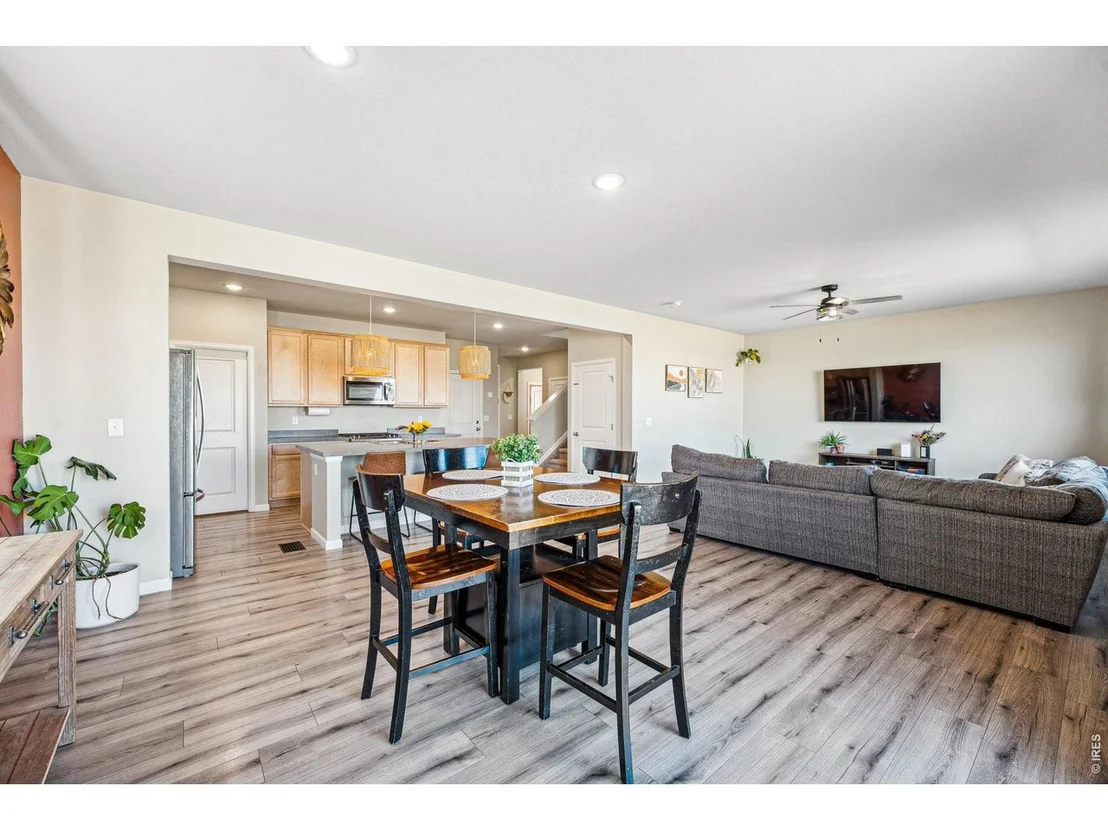 Photo of 376 Country Rd