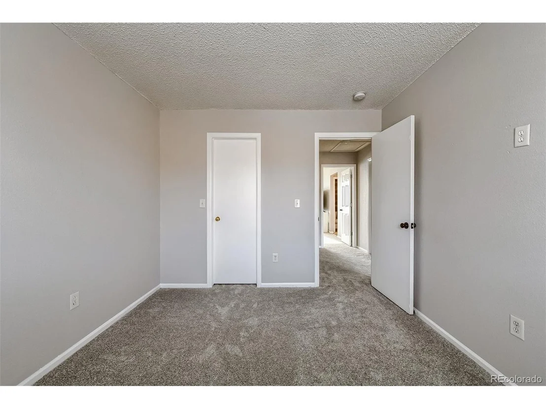 Photo of 396 Ivory Cir
