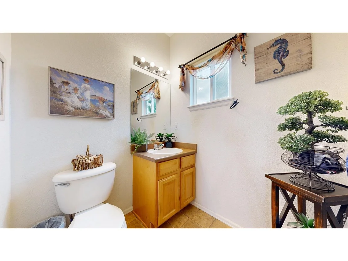 Photo of 7586 Triangle Dr