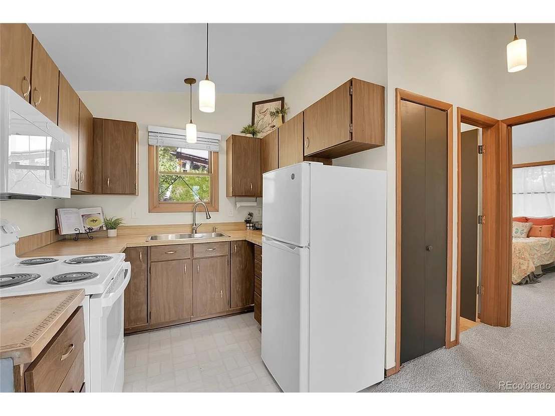 Photo of 83 Hill Cir